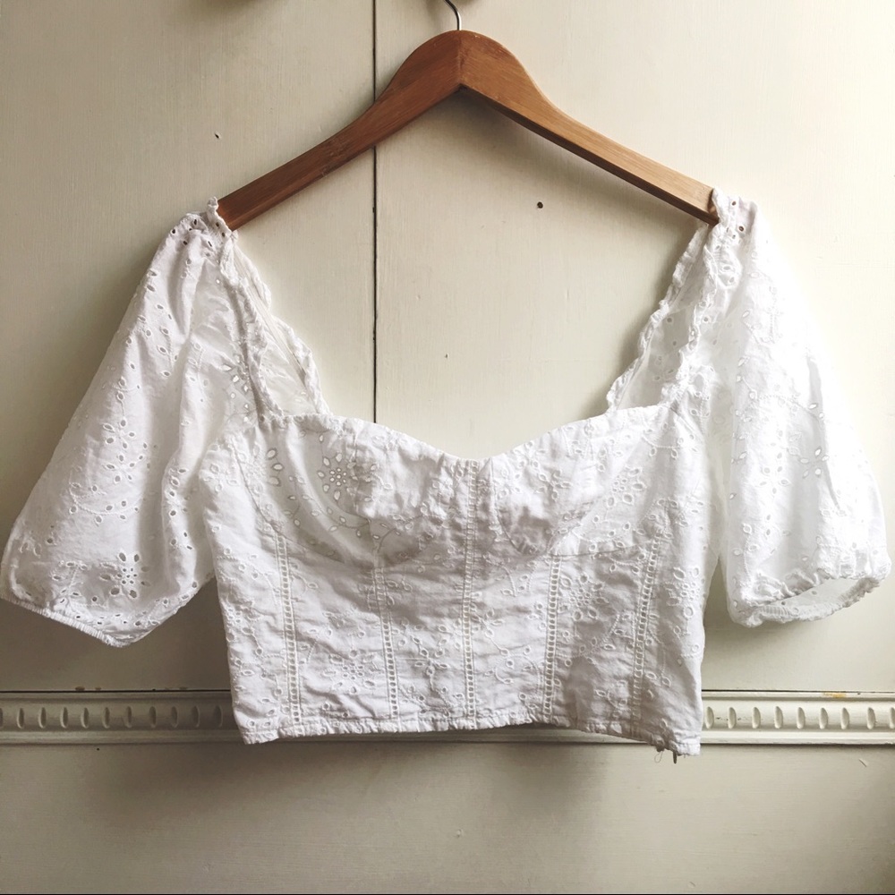 NWT White Eyelet Cotton Crop Top
